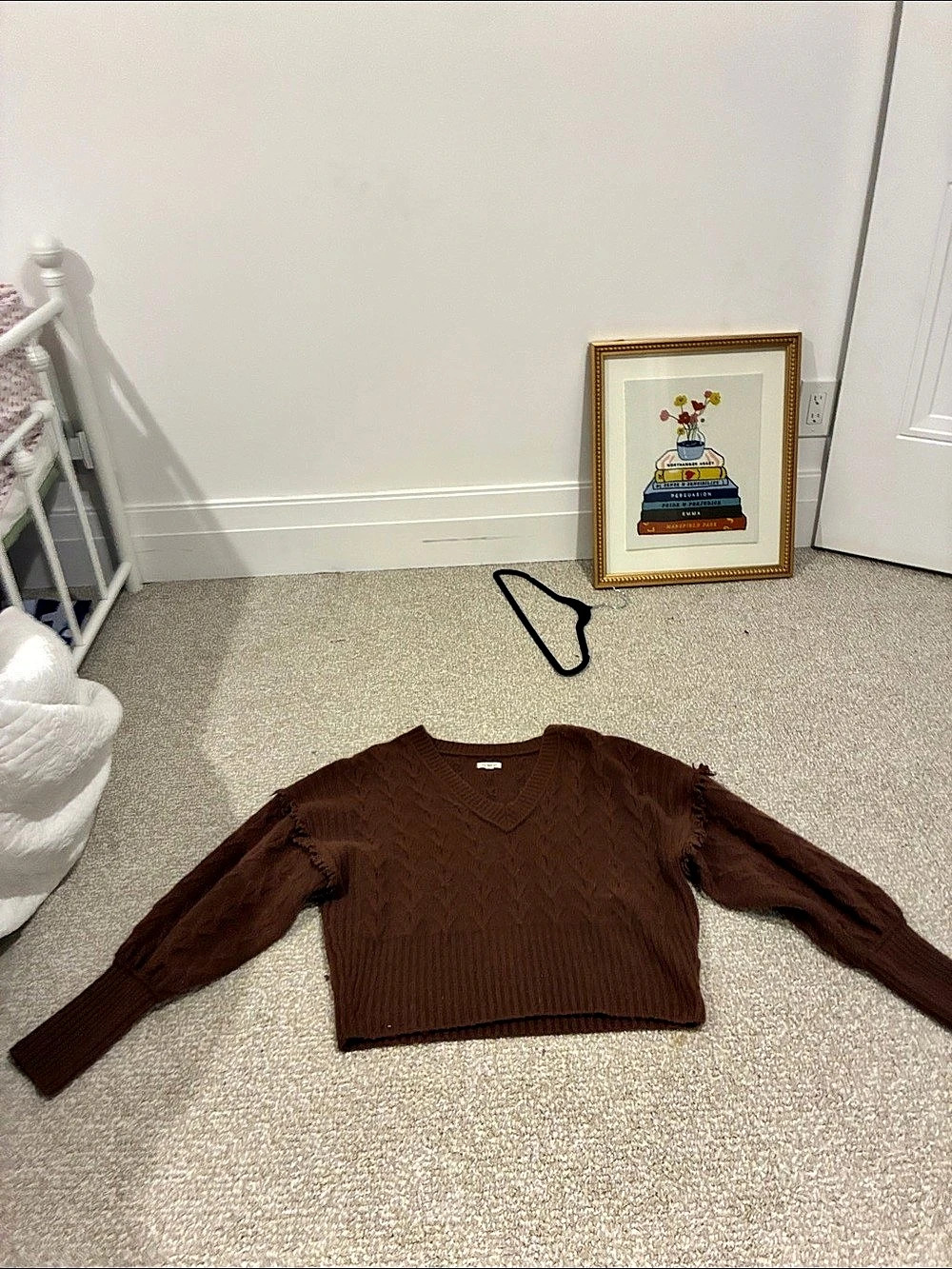 Anthropologie PILCRO Brown V-Neck Sweater Size Medium